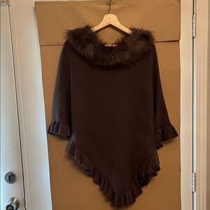 Vintage Shihreen Grey Fur-Trimmed Poncho